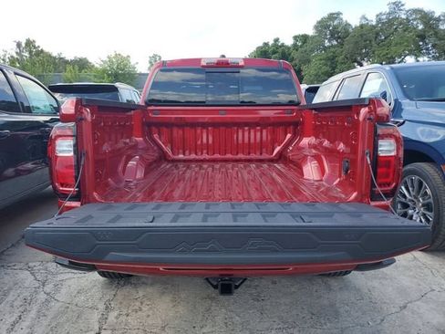New 2026 GMC Canyon AT4 AWD/4WD image 9