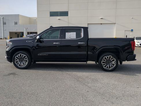 Used 2024 GMC Sierra 1500 Denali Ultimate image 16