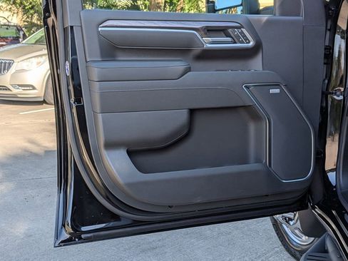 New 2026 Chevrolet Silverado 3500 LTZ w/ LTZ Plus Package AWD/4WD image 8