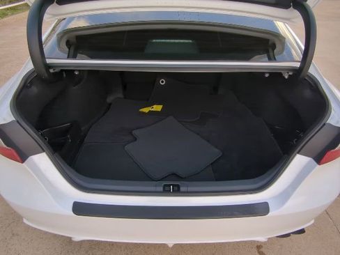 Used 2023 Toyota Camry SE FWD image 18