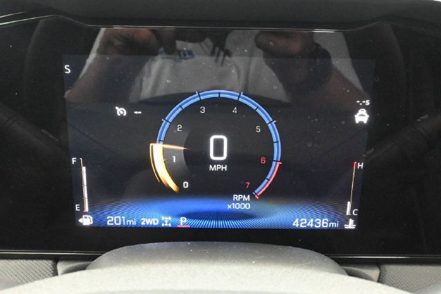 Used 2025 Chevrolet TrailBlazer LT AWD/4WD image 36