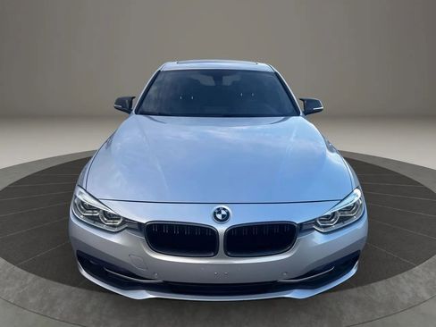 Used 2017 BMW 330i Sedan image 18