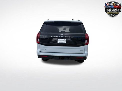 Used 2025 Ford Expedition Max Active AWD/4WD image 4