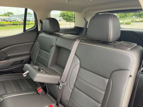 Used 2023 GMC Acadia Denali AWD/4WD image 50