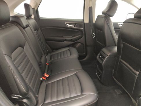 Used 2021 Ford Edge SEL w/ Convenience Package image 19
