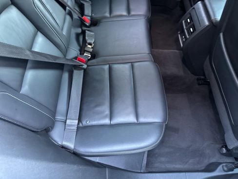 Used 2024 Cadillac XT4 Premium Luxury image 14