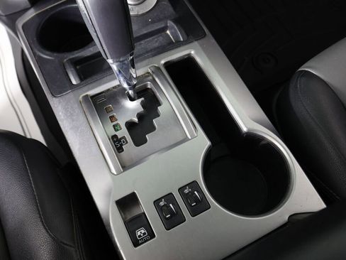 Used 2016 Toyota 4Runner SR5 Premium w/ Convenience Package image 38