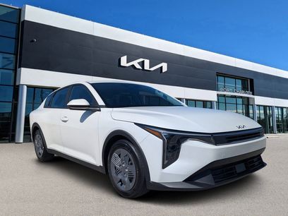 Certified 2025 Kia K4 LX