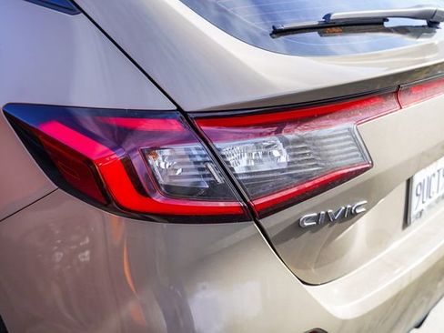 Used 2025 Honda Civic Sport image 13