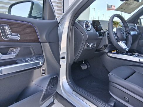 New 2026 Mercedes-Benz GLB 250 image 19