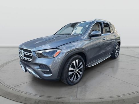 Used 2024 Mercedes-Benz GLE 350 4MATIC image 3