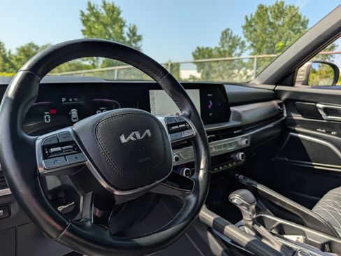 Used 2024 Kia Telluride EX X-Line AWD/4WD image 30