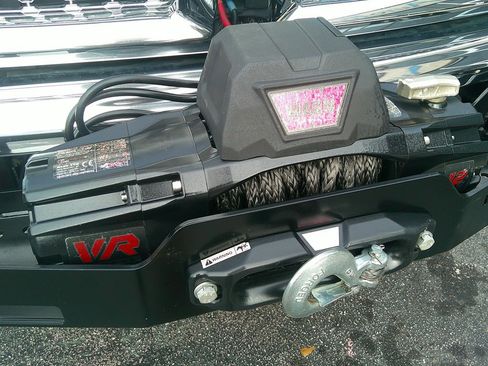 Used 2018 RAM 3500 Laramie image 49