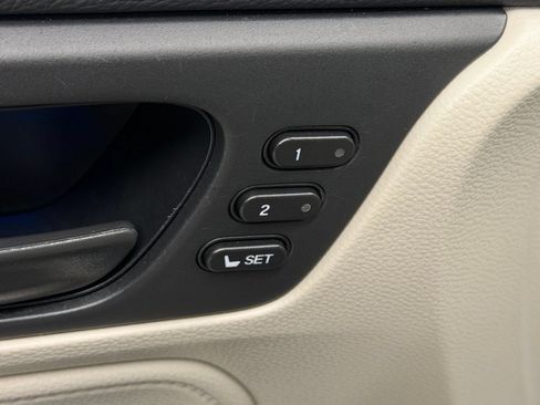 Used 2025 Honda Odyssey EX-L image 18