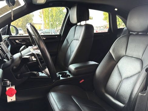 Used 2016 Porsche Macan S AWD/4WD image 5