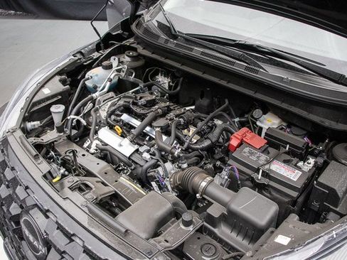 New 2025 Nissan Kicks Play S image 29