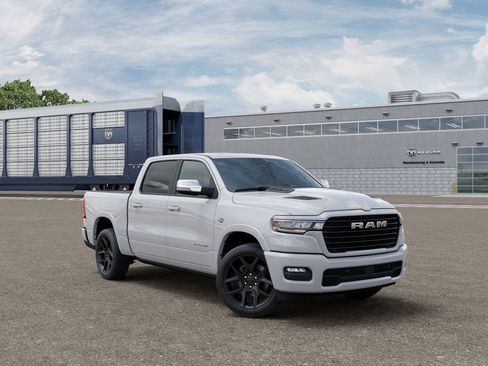 New 2026 RAM 1500 Laramie AWD/4WD image 5