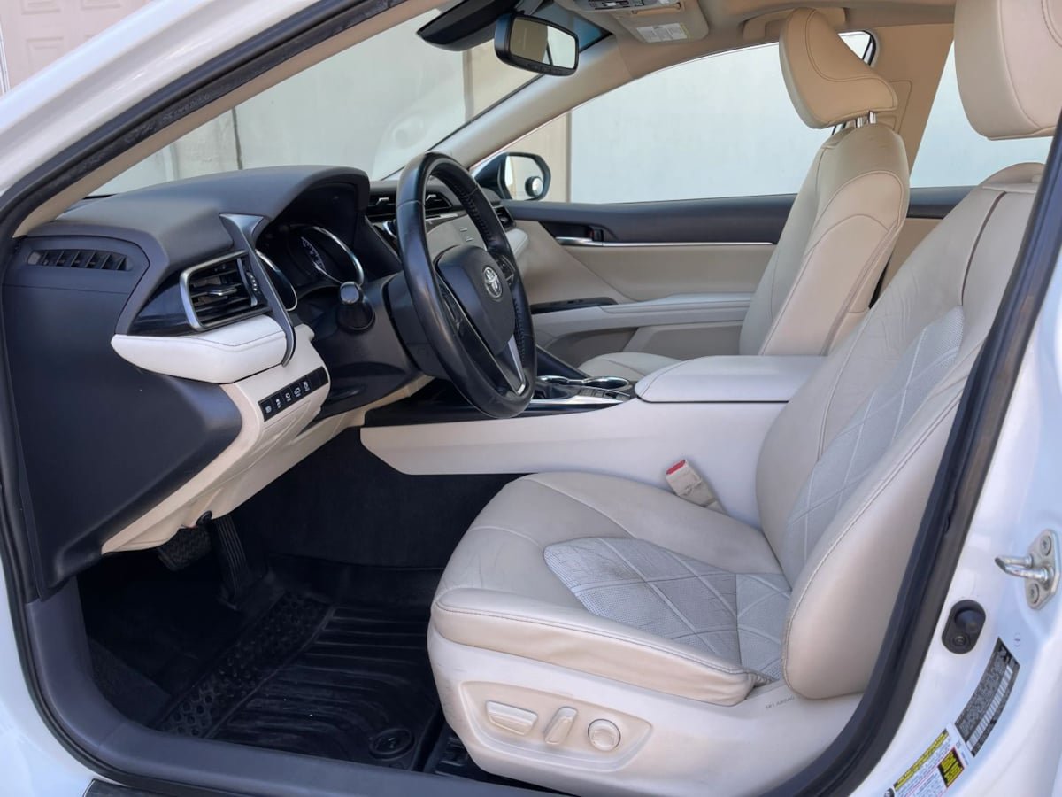 Used 2019 Toyota Camry XLE w/ Driver Assist Package FWD image 13
