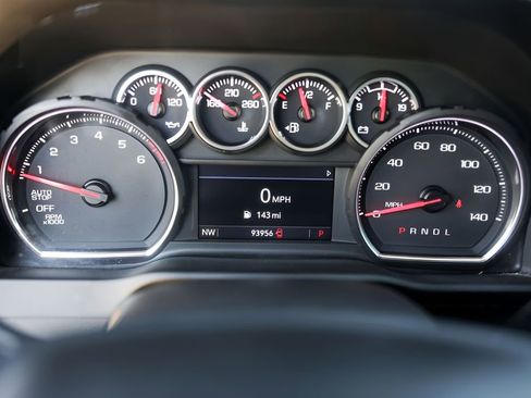 Used 2022 Chevrolet Silverado 1500 LT w/ Safety Package image 14