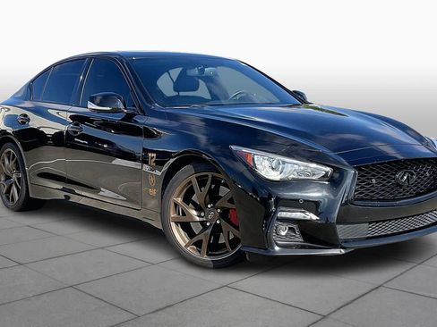 Used 2018 INFINITI Q50 Red Sport 400 w/ Sensory Package (Sport) image 2