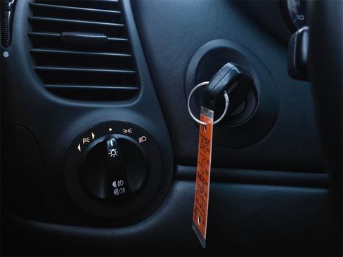 Used 2002 Porsche 911 Carrera image 28