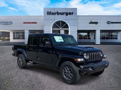 New 2025 Jeep Gladiator Sport
