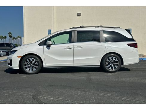 Certified 2026 Honda Odyssey EX-L image 45