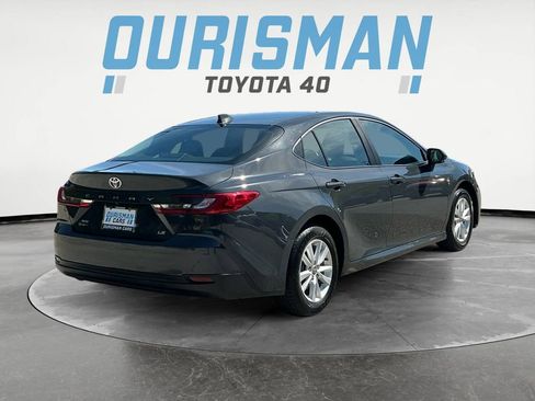 Used 2025 Toyota Camry LE w/ Convenience Package AWD/4WD image 7