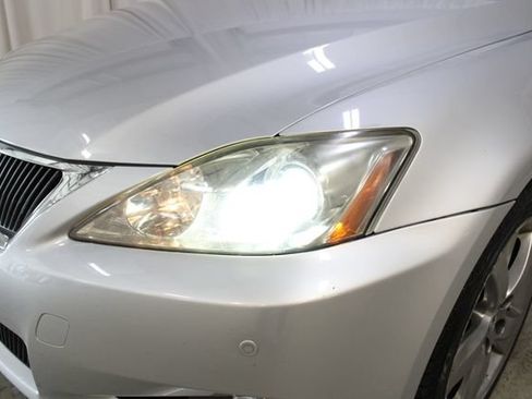 Used 2010 Lexus IS 350C RWD image 33