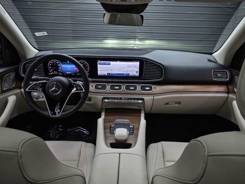 Used 2024 Mercedes-Benz GLE 350 4MATIC image 12