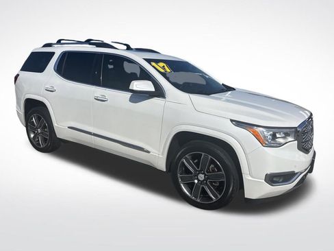 Used 2017 GMC Acadia Denali w/ Technology Package image 11