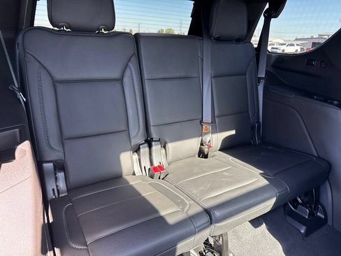 Certified 2023 GMC Yukon Denali w/ Denali Reserve Package RWD image 13