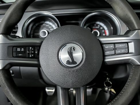 Used 2013 Ford Mustang Shelby GT500 RWD image 26