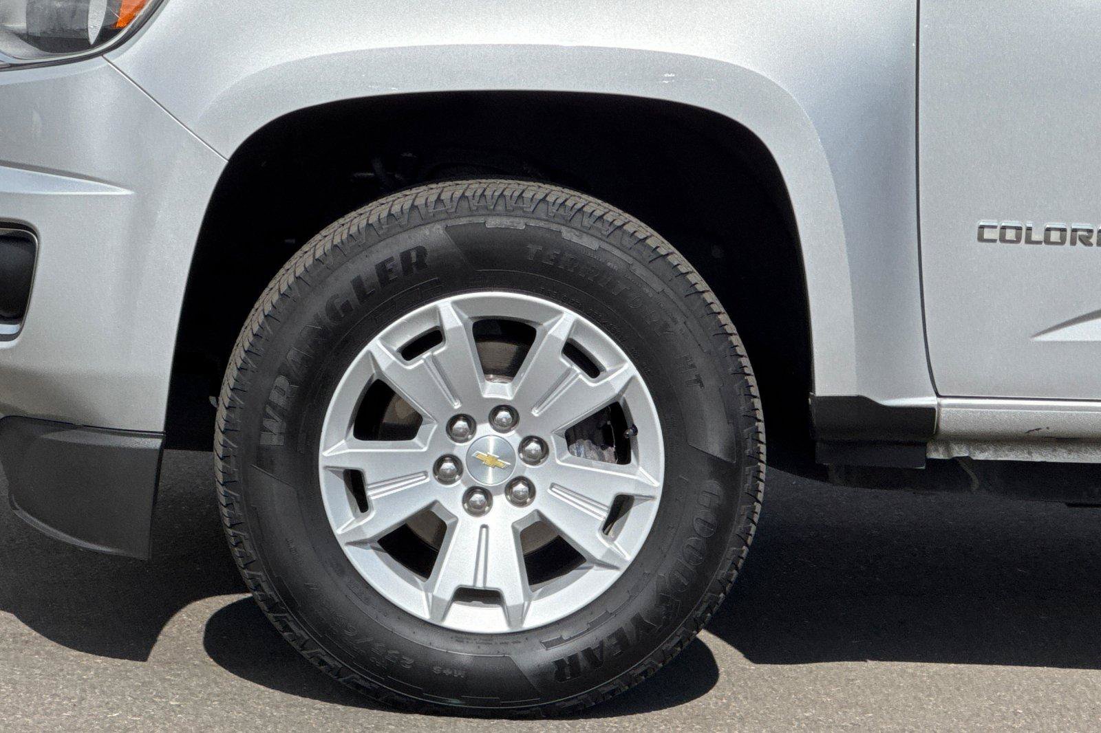 Used 2018 Chevrolet Colorado LT w/ LT Convenience Package RWD image 27