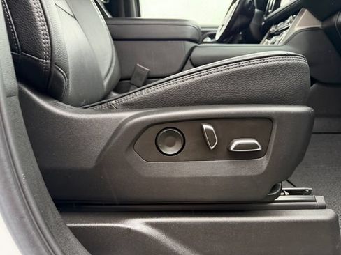 Used 2022 GMC Yukon Denali AWD/4WD image 23