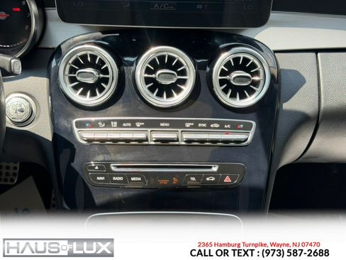 Used 2018 Mercedes-Benz C 300 4MATIC Sedan w/ Premium Package image 25