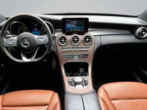Used 2019 Mercedes-Benz C 300 4MATIC Sedan image 7