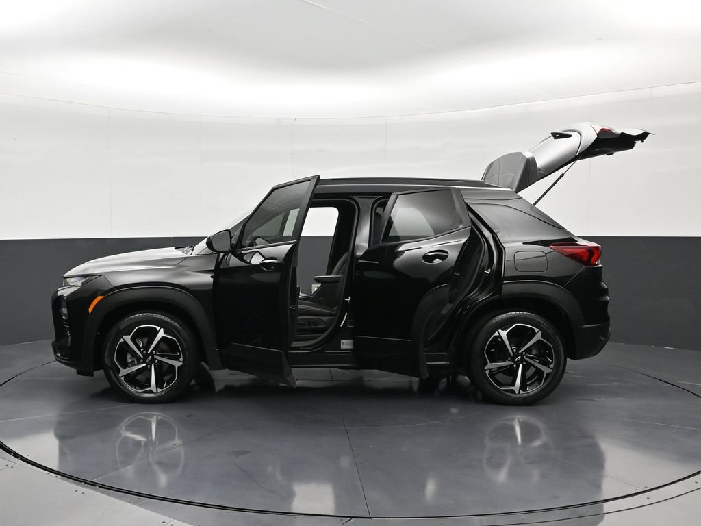 Used 2023 Chevrolet TrailBlazer RS w/ Convenience Package FWD image 36
