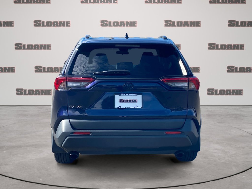 Used 2024 Toyota RAV4 XLE AWD/4WD image 4
