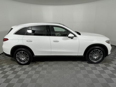 Used 2025 Mercedes-Benz GLC 300 image 6