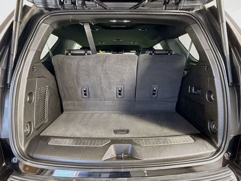 Used 2022 Chevrolet Tahoe Premier AWD/4WD image 29