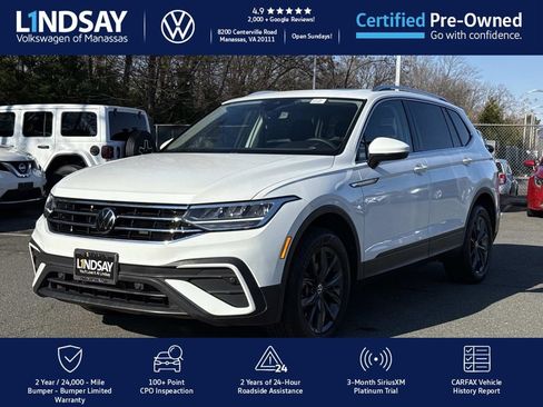 Used 2022 Volkswagen Tiguan SE w/ Panoramic Sunroof Package image 6