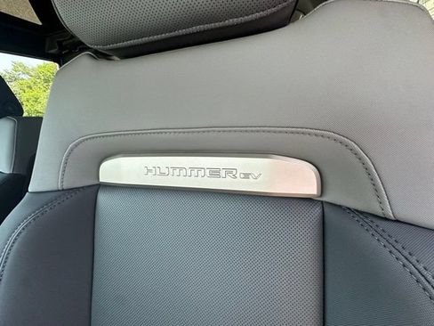 New 2025 GMC Hummer EV 2X AWD/4WD image 15