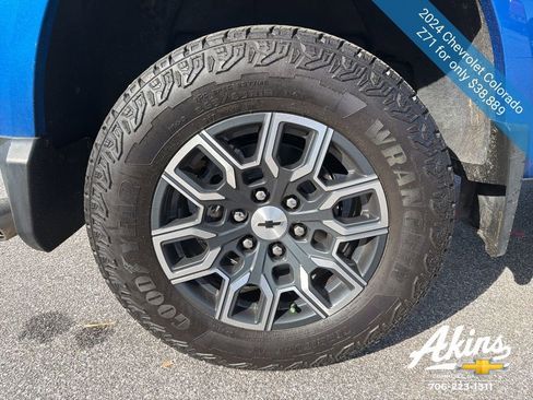 Certified 2024 Chevrolet Colorado Z71 w/ Z71 Convenience Package 2 image 10