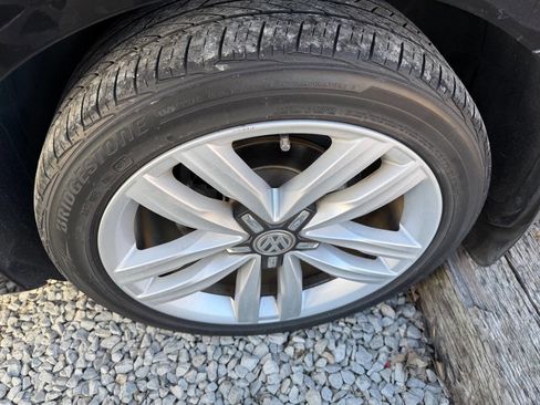 Used 2017 Volkswagen Passat 1.8T SE image 12