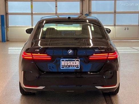 Used 2026 BMW i5 eDrive40 AWD/4WD image 6