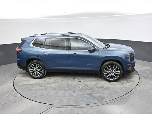 New 2026 GMC Acadia Denali Ultimate w/ LPO, Floor Liner Package AWD/4WD image 34