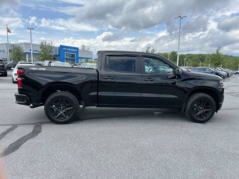 Used 2022 Chevrolet Silverado 1500 RST w/ LPO, Blackout Package AWD/4WD image 8