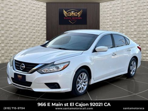Used 2017 Nissan Altima 2.5 SV FWD image 1
