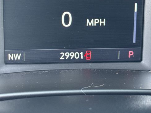 Used 2025 Chevrolet Blazer LT AWD/4WD image 21